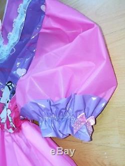 Adult Baby Kleid Windelhose Sissy PVC LACK Diaper Plastik Spreizhose HALLO KITTY